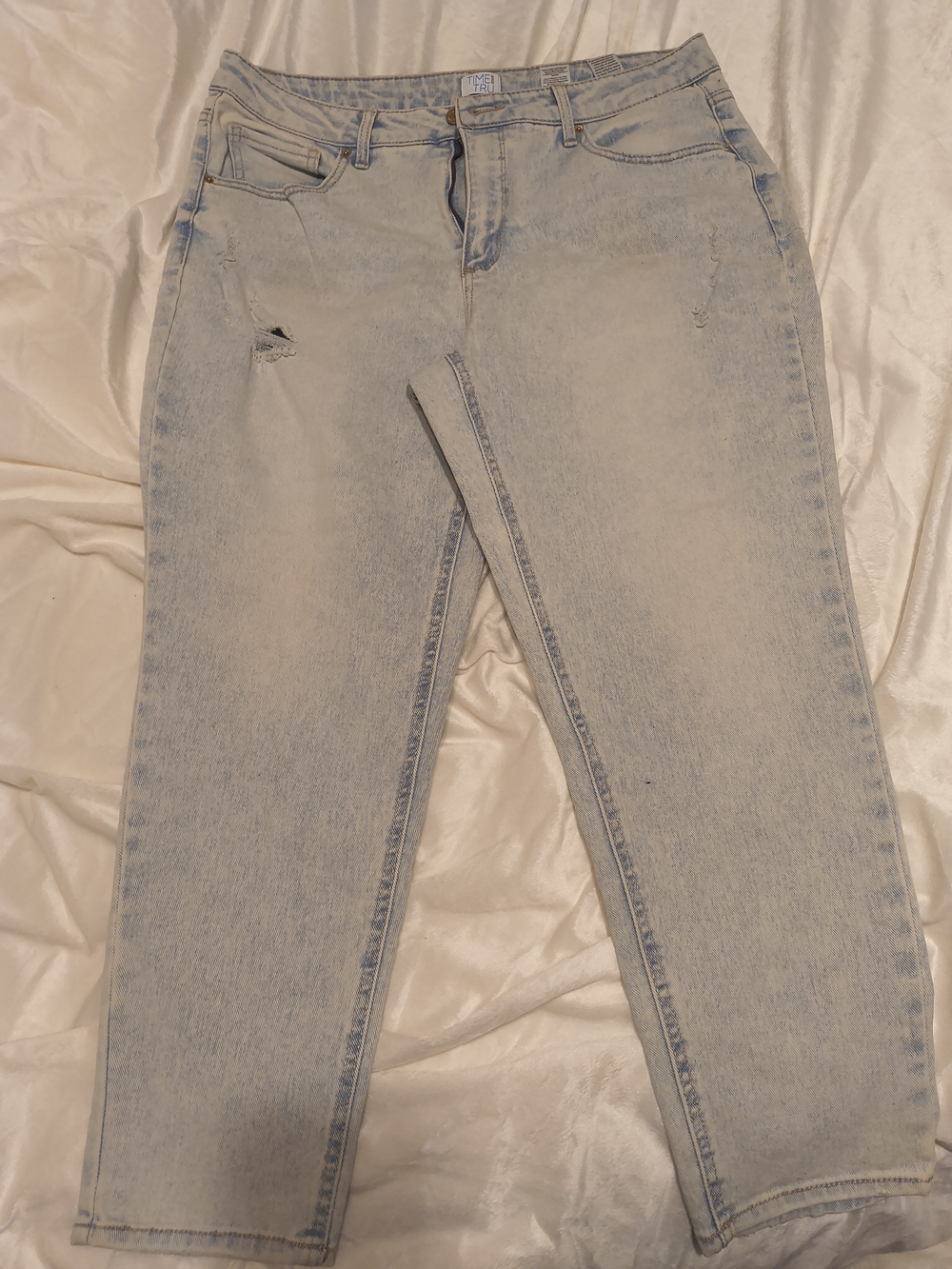 Time and Tru Light Wash Boyfriend Jeans